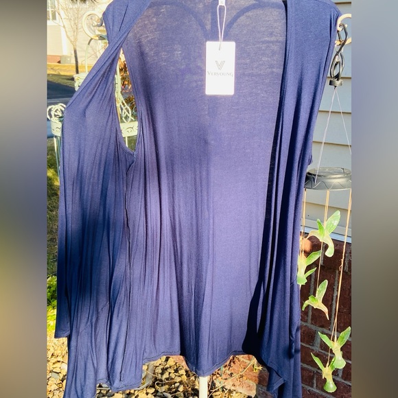 NWT VeryYoung Light Sleeveless Shawl Vest-Side Pockets-Versatile Piece-Also Ties - Picture 14 of 16